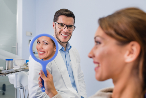 What to Expect with a Porcelain Veneers Specialist in Henderson NV